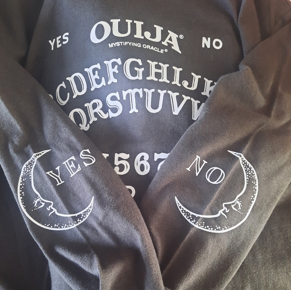Ouija long sleeve charcoal colored shirt boys size small 6t - Picture 4 of 7